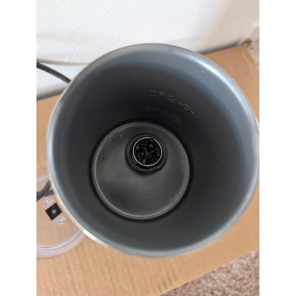 Nespresso Aeroccino 3 Milk Frother Black Electric Hot Cold Foam Maker Mod 3594
